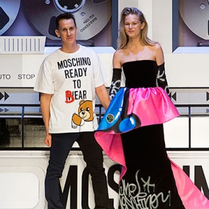 Билеты на показ Moschino можно будет купить Билеты на показ Moschino можно будет купить
