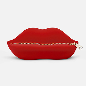 Moschino представил первую коллекцию мебели Moschino представил первую коллекцию мебели