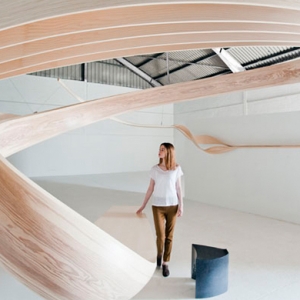 Деревянная инсталляция от Joseph Walsh Studio Деревянная инсталляция от Joseph Walsh Studio