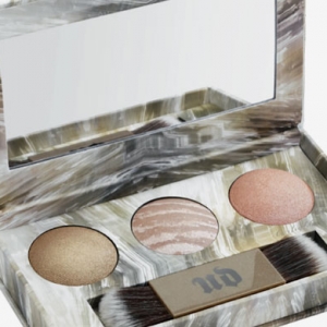 Urban Decay выпустили первую палетку хайлайтеров Urban Decay выпустили первую палетку хайлайтеров