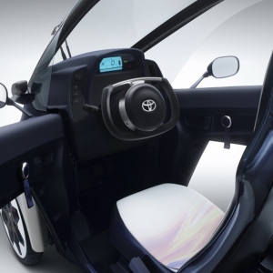 Toyota представили i-ROAD Concept Toyota представили i-ROAD Concept