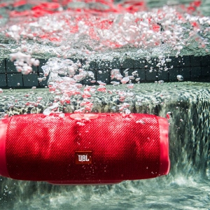 Объект желания: портативная акустическая JBL Charge 3