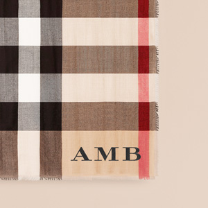 Burberry запускает собственный исследовательский центр