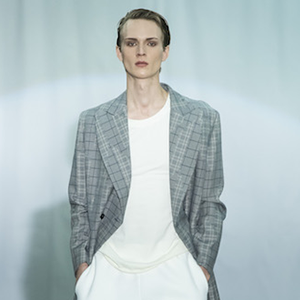 Дизайнер Леонид Алексеев перезапустил бренд — вот его первая коллекция