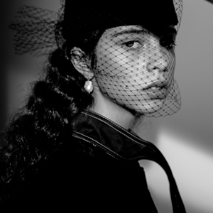 Варя Протасова в лукбуке Orchid22 — нового бренда украшений