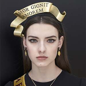 Как повторить макияж с акцентом на глаза с показа Dolce &amp; Gabbana