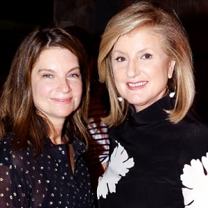 Натали Массене и Арианна Хаффингтон на премьере фильма \"Песни Лахора\"