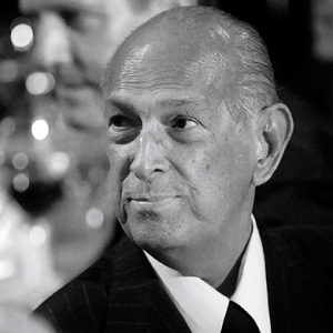 Андре Леон Телли откроет выставку об Оскаре де ла Ренте