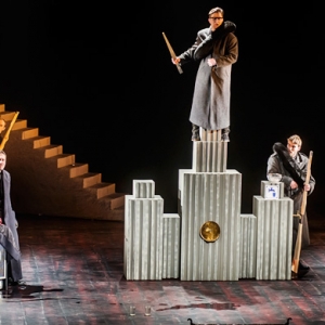 \"Но смерть… Но власть… Но бедствия народны…\": \"Борис Годунов\" Някрошюса в Москве