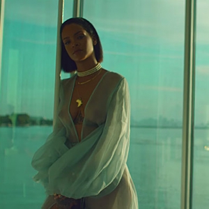 Новый провокационный клип Рианны Needed Me