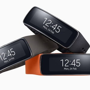 Объект желания: новый фитнес-браслет Samsung Gear Fit