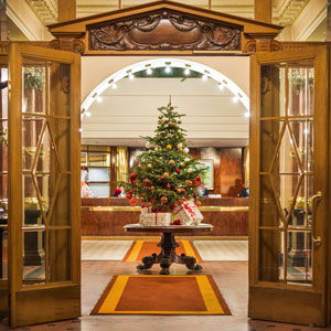 Grand Hotel Belmond Europe — место, где в Санкт-Петербурге Новый год отмечают ярче и веселее всего