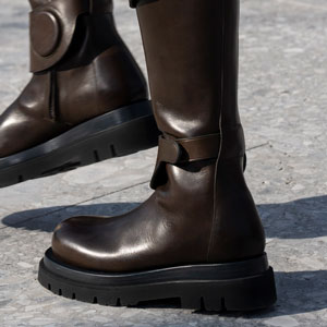 Обувь сезона осень-зима 2019: мотоциклетные ботинки, рыбацкие сапоги и туфли с квадратным носом