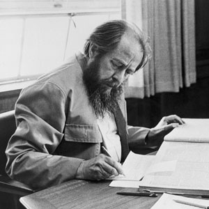 100 лет Солженицыну: что нужно знать о главном советском диссиденте