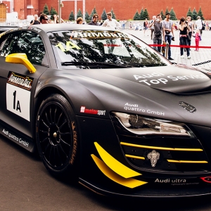 Выставка Audi Motorsport в ГУМе