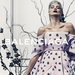 Новые кадры весенней рекламной кампании Balenciaga