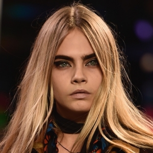 Кара Делевинь в рекламе Yves Saint Laurent