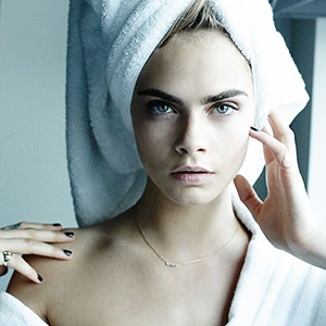 Какие бьюти-процедуры сделать до Нового года: идеи для каждого возраста