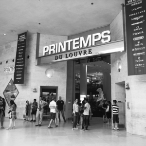 Pop up stores ведущих брендов в сердце Лувра