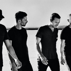 Coldplay выпустил песню совместно с Гвинет Пэлтроу