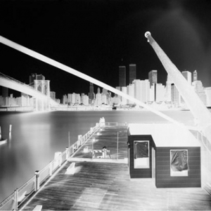 Нью-йоркская Gagosian Gallery выставляет снимки Веры Луттер