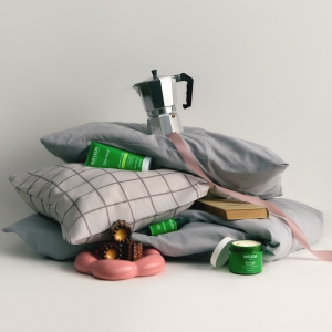 Что положить в косметичку: 8 уходовых средств на все случаи жизни