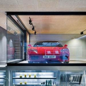 Как поместить Ferrari в домашний интерьер