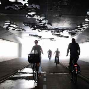 Transit Mantra: световая инсталляция в тоннеле Эйндховена