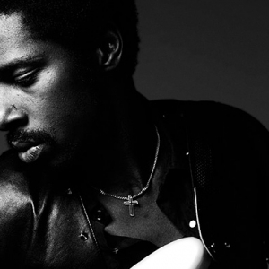 Гитарист Кертис Хардинг снялся для Saint Laurent