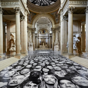 Фрески художника JR в парижском Пантеоне