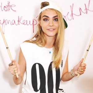 Кара Делевинь сыграет на церемонии British Fashion Awards?