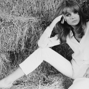 Джин Шримптон празднует день рождения