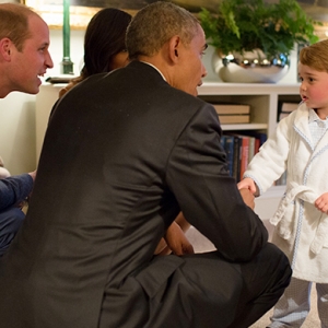 После ванны — на встречу с Обамой: принц Джордж поприветствовал президента США