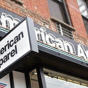 American Apparel объявил о банкротстве