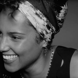 Алиша Кис представила новый клип In Common