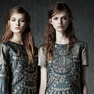 Обзор Buro 24/7: Alberta Ferretti, pre-fall 2015