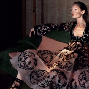 Первый взгляд: рекламная кампания Alexander McQueen