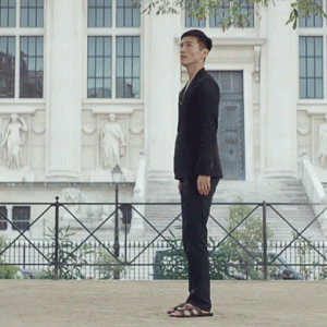Hermès представили новое видео к мужской коллекции