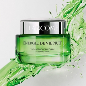 Дорогу миллениалам: новая линия ухода для молодой кожи с Лили Коллинз от Lancôme