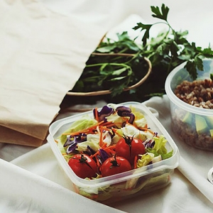 Перекус на бегу: тест-драйв сервисов по доставке еды для спортсменов