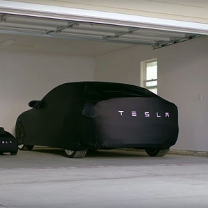 Компания Tesla выпустила детский электрокар