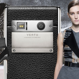 Семь цветов Vertu Aster: Onyx Calf