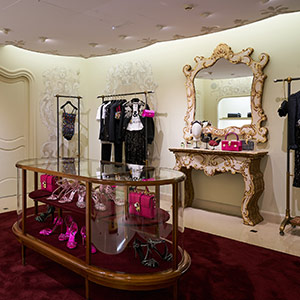 Dolce &amp; Gabbana открыл новый бутик в Париже