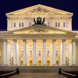 На фасаде Большого театра будут транслировать спектакли