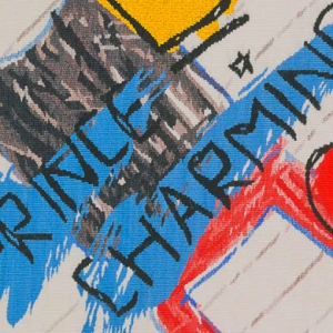 Вивьен Вествуд и The Rug Company создали подушки с &quot;прекрасным принцем&quot;