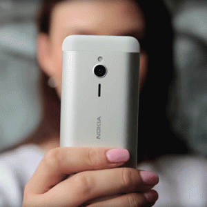 Новая Nokia 230, созданная для селфи