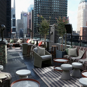 PHD Terrace: частные вечеринки с видом на ночной Нью-Йорк