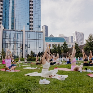 Лето вне зала: Crocus Fitness продолжает сезон аутдор-тренировок
