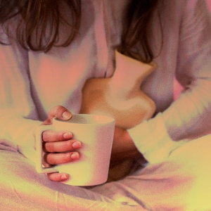 Что происходит с организмом перед месячными и во время них? Отвечает эксперт