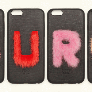 Объект желания: меховой алфавит для iPhone от Fendi
